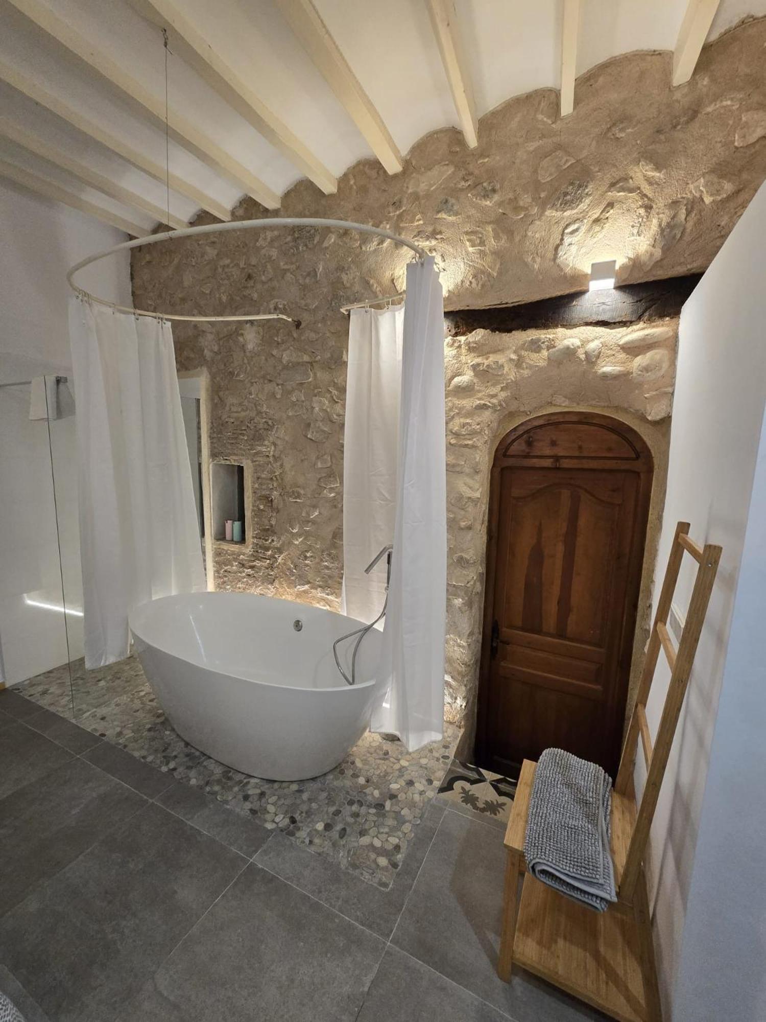 Suite Independiente De 45 M2 Con Banera En Pleno Casco Viejo 阿尔啼 外观 照片